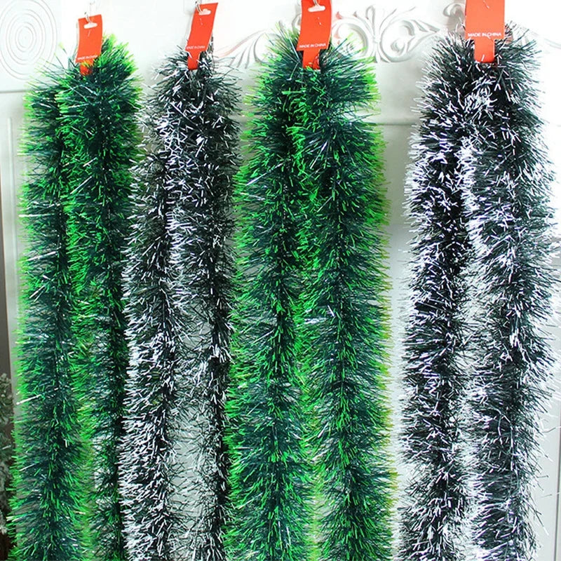 2–60M Green Christmas Tinsel Garland – Weather-Resistant Ribbon with Optional Pinecones, Berries & Lights for Indoor/Outdoor Holiday Décor (2025 Edition)