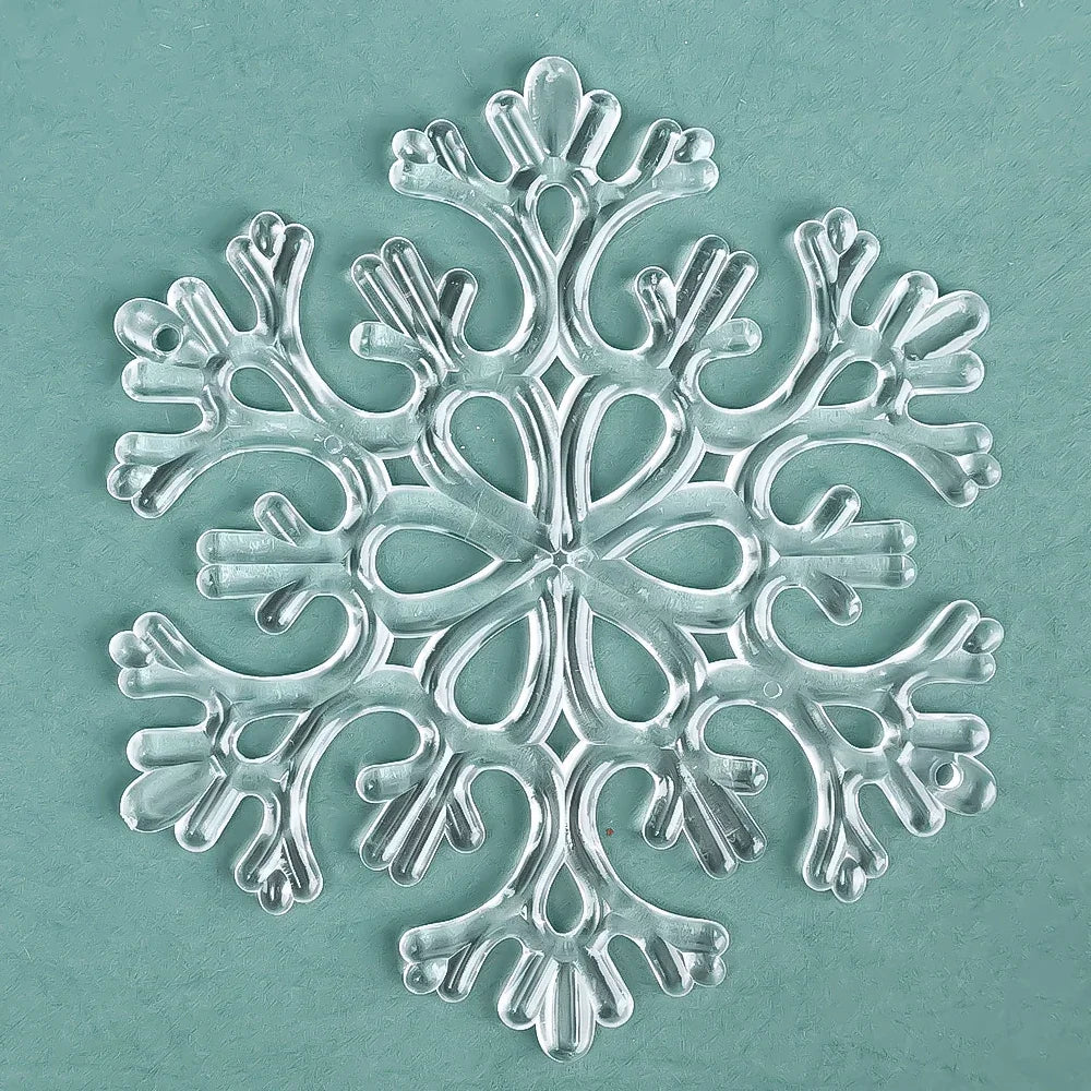 10-Piece Acrylic Snowflake Pendants – Transparent Crystal Ornaments for Christmas Tree & New Year Home Décor (2025 Edition)