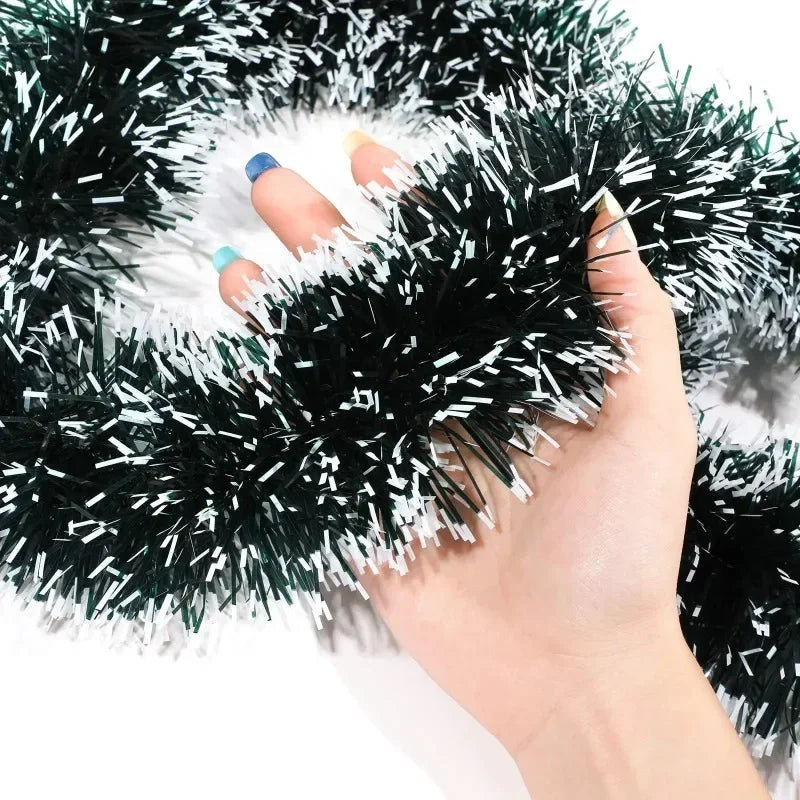 2–60M Green Christmas Tinsel Garland – Weather-Resistant Ribbon with Optional Pinecones, Berries & Lights for Indoor/Outdoor Holiday Décor (2025 Edition)